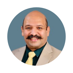 Portrait of Advait Kurlekar, mentor at COEP's Bhau Institute, guiding entrepreneurs with innovative solutions and leadership insights.